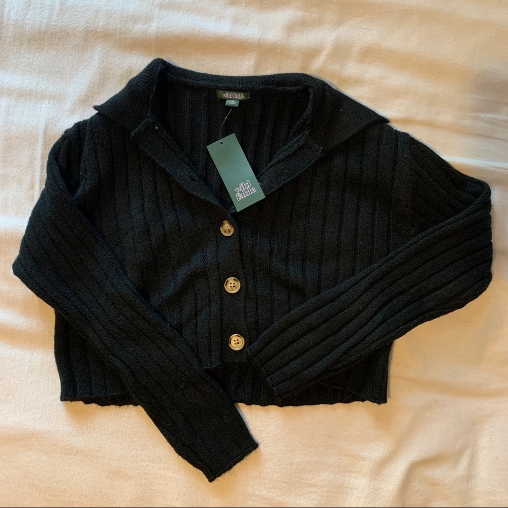 NWT Cropped Black Ribbed Cardigan